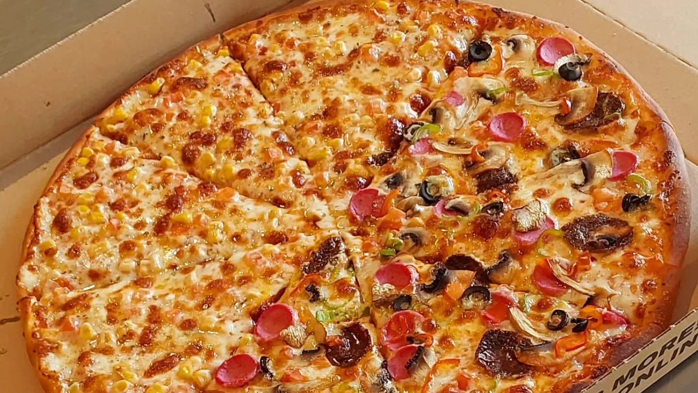 Pizza Family's food